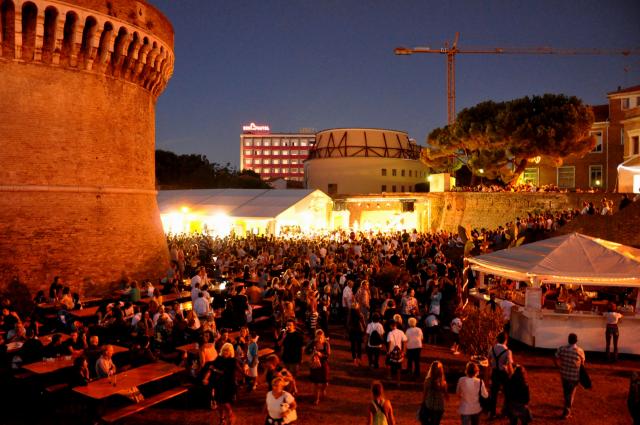 min 2010 08 07 senigallia chateau 102